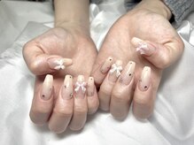 ヤシネイル(Yashi Nail)/ゴージャス持込　ラメグラリボン