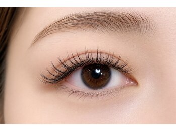 ルミナスアイ(Luminous Eye)の写真/【東府中駅徒歩3分】ナチュラルデザイン～ボリュームのあるデザインまで幅広く対応◎