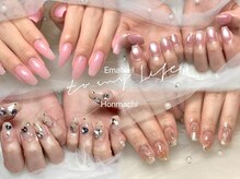 エマネイル プラス キハクヤ 本町店(EmaNail+KIHAKUYA)