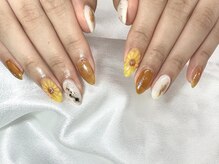 ケーエヌ(KN)/ひまわりネイル