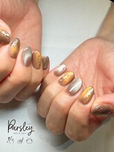 パスリー ネイルアンドケア(Parsley Nail&Care)/マグネットネイルでアート