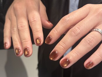 マグネットレッドブラウンネイル