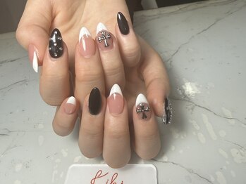 キヒ 渋谷店(Kihi)/フレンチネイル6本+アート4本