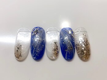 グランディール(Grandir)/ニュアンス系ラメネイル