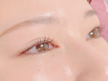 ルル(RuRu)/上下まつ毛パーマ