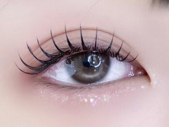 セレブヒルズ 函館店(Celeb Hill's)の写真/【ご新規様/期間限定価格！まつ毛パーマ¥3300】綺麗なカールをキープ◎初めての方にもオススメ！