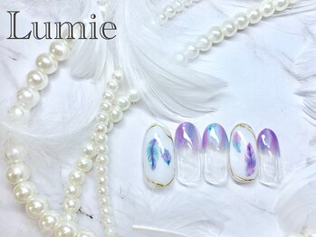ルミエ(Lumie)/フェザーネイル