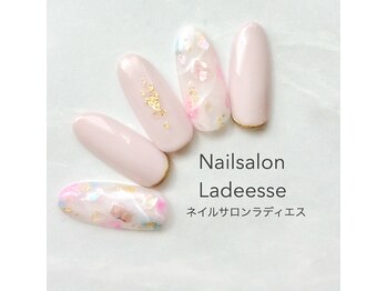 ネイルサロン ラディエス (Nailsalon Ladeesse)/トレンドデザイン