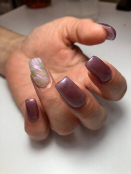 ルヌーラ/うるうるネイル