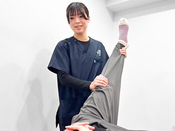 ほねキング 神田駅北口整骨院の写真/《低単価x高技術》整体や骨盤矯正が2980円♪もみほぐしや小顔矯正による頭痛＆眼精疲労ケアで疲労回復も！