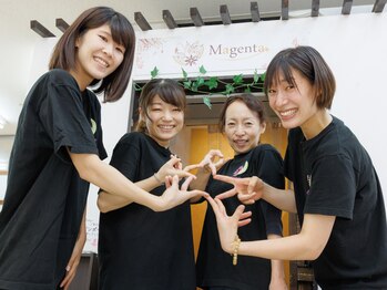 マゼンタ(Magenta)/仲良しスタッフ★
