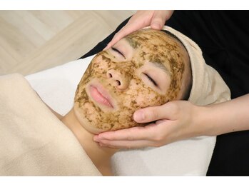 エステ ココ 錦糸町店(Esthe CoCo)/ハーブピーリングで肌質改善！