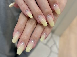 バターイエローネイル