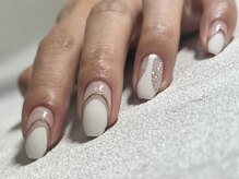 イムア(imua)の雰囲気(指先がキレイに見えるような美しいフォルムにこだわっています)