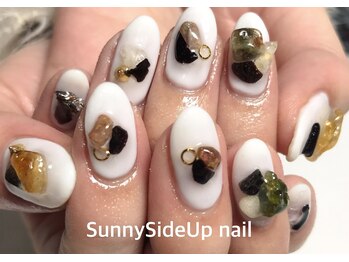サニーサイドアップ ネイル(Sunny SideUp nail)/隕石ネイル