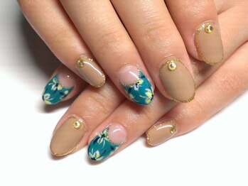 ファンシーローラ(Fancy Rola)/お花フレンチネイル