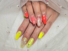 夏カラフルネイル