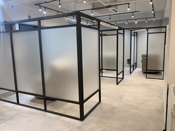 マスター アイブロウ(MASTER EYEBROW)/【全個室】プライベート空間。