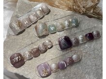 フットネイルも人気♪