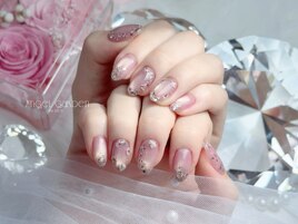 キラキラフラワーネイル