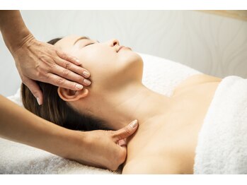 メイクアップスタジオ ウィッシュ(Make up Studio Wish!)/整顔オステオパシーで小顔☆