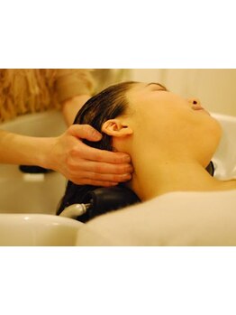 駅から徒歩５分のサロン