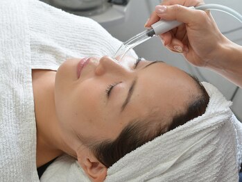 マイルーム(myroom)/フェイシャル施術中