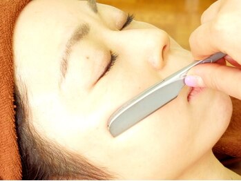 スプリング spring/スペシャルシェービング¥6050