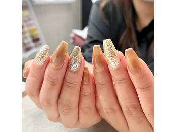 ジェルメ(germer)/落ち着いた大人カラーとゴールド