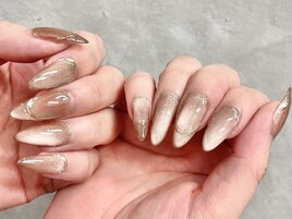 うるプルマグネットネイル