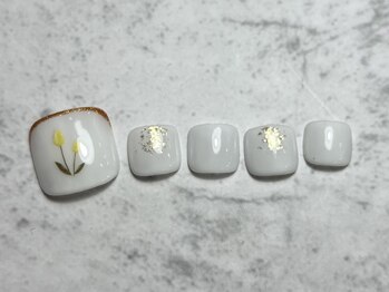 ネイルブレイク リリア(Nail Break lilia)/【初回オフ無料】チューリップ