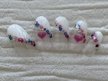 ハニービービー(Honey Bee Bee)/カラフルハートネイル