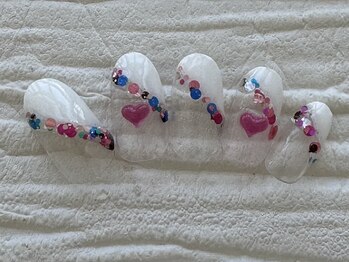 ハニービービー(Honey Bee Bee)/カラフルハートネイル