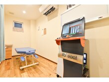 ふくろう整骨院/清潔感のある施術室です