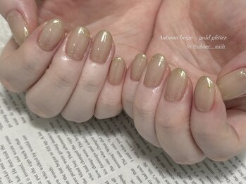 リン 恵比寿(RiN.)/ベージュ×ゴールドネイル akane