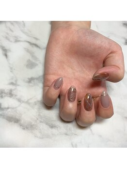 エイミー(eimy)/brown nail