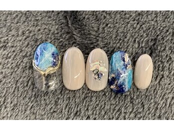 アミュレット(AMULET)/5月定額 5500円