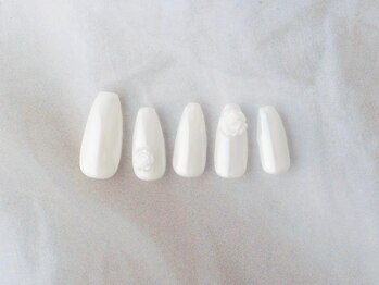 マリアアイビューティー 西梅田(Maria Eye Beauty)/ホワイトミラー×白バラ