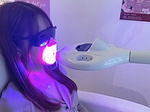 エクシアホワイトニング 江坂店/6．照射(1回9分)