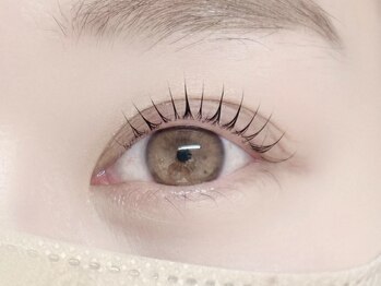 クラッシィ(Classy)の写真/【高持続まつげパーマ!!】自まつ毛派の方必見★まつパだけでも存在感バッチリの印象的な目元に♪