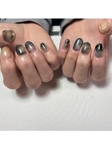 プリュネ(Prune)/グリーン/ベージュ/ゴールド