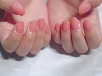ルヒアネイル イオン戸畑ショッピングセンター店(Ruhia Nail)の写真/王道のシンプル可愛いネイルが大人気のサロン！1級ネイリスト在籍◎自爪風カラーも多数あり♪