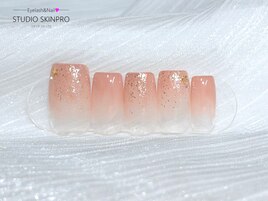 グラデーション+ラメ+パーツ