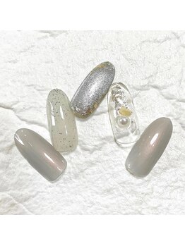 ミュナ(myuna)/ホワイトラメネイル