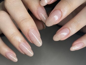 ルナ(LuNa)/グラデーションネイル/ラメグラ