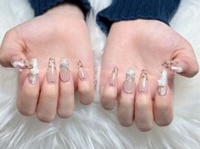 ジュリネイルスタジオ(Julli Nail Studio)/フレンチ、キラキラ