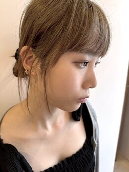 ユートゥイーズ 鎌倉(U too e's)/まつパ/パリジェンヌ【ANNA】