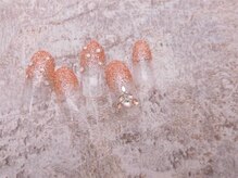 アンベリール 横浜店(Embellir)/(1994)クラウン風ネイル