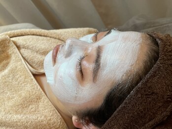 ソワン ド ブランシュ ライフ八戸ノ里店(Soin de Blanche)の写真/<速攻小顔&たるみ改善>土台を整える水分爆上げアンストレスや小顔キャビで疲れがたまった表情筋をリフトUP!