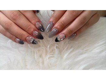 ミミネイル(mimi nail)/綺麗系グレイカラー